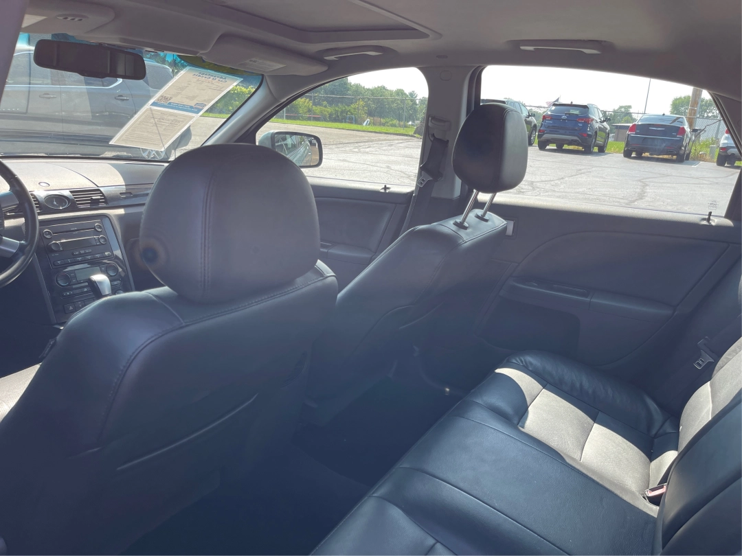 2007 Mercury Montego Premier (1MEHM42167G) with an Duratec 3L V-6 DOHC engine, located at 1230 East Main St, Xenia, OH, 45385, (937) 908-9800, 39.688026, -83.910172 - **Experience Comfort and Style with the 2007 Mercury Montego - Perfect for Your Next Adventure!**<br /> <br /> Are you ready to elevate your daily commute or embark on a weekend getaway? The 2007 Mercury Montego, available at Advantage Car and Credit in Xenia, OH, is designed to meet your lifestyle - Photo#10