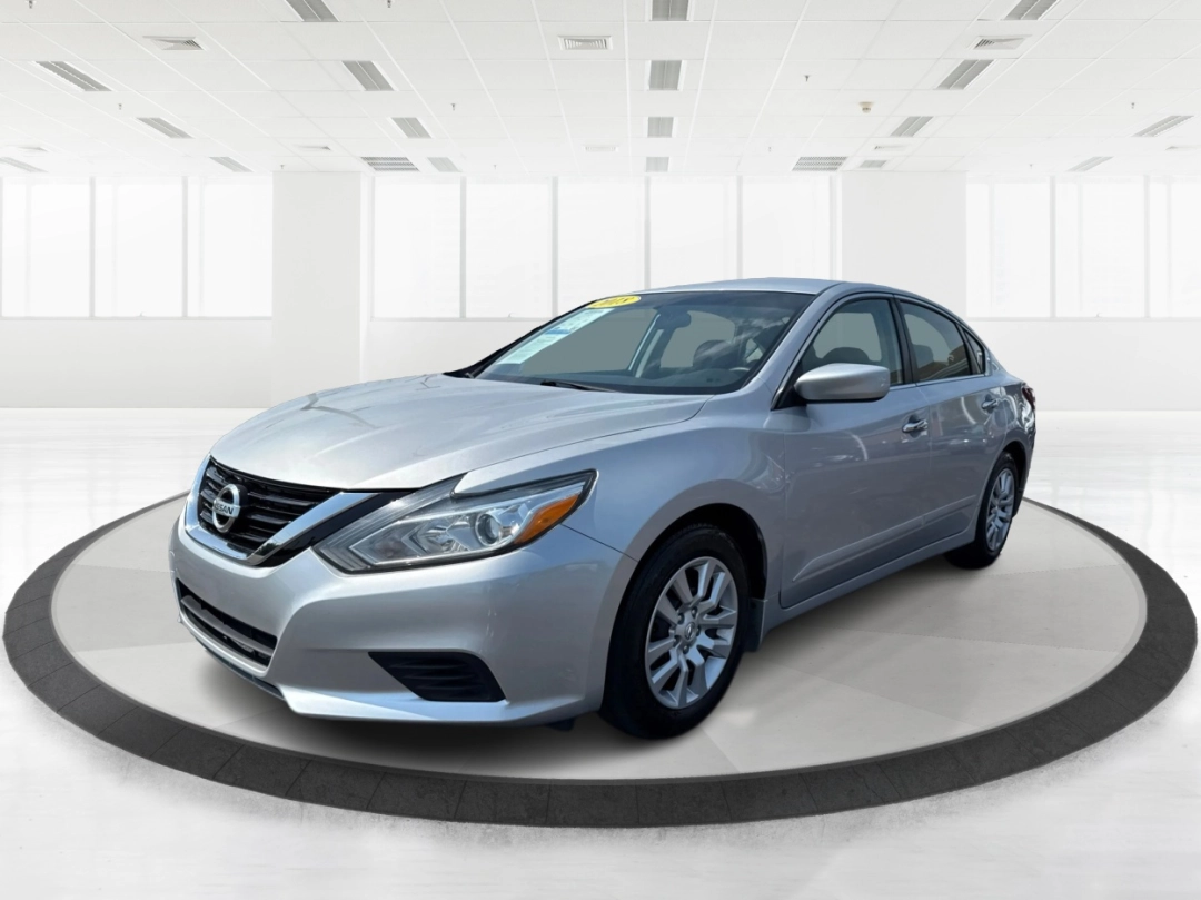 2018 Nissan Altima 2.5 S (1N4AL3AP5JC) with an 2.5L I-4 DOHC engine, located at 1230 East Main St, Xenia, OH, 45385, (937) 908-9800, 39.688026, -83.910172 - Are you searching for a reliable sedan that combines comfort, affordability, and style? Look no further than this 2018 Nissan Altima 2.5 S, available now at Advantage Car and Credit in Fairborn, OH. Perfect for commuting to work or making family outings more enjoyable, this sleek vehicle is designed - Photo#8
